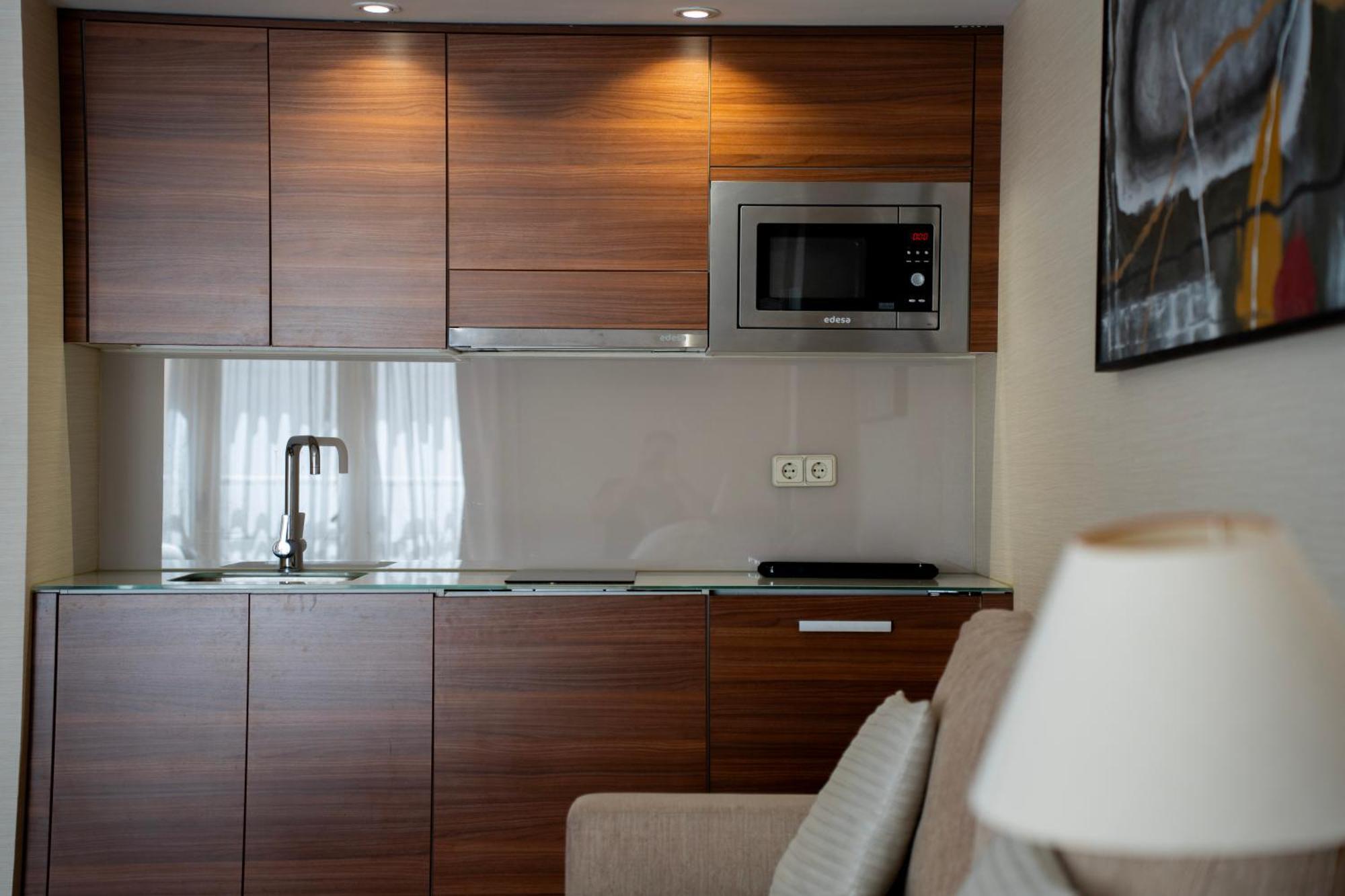 Aparto-Hotel Rosales Μαδρίτη Εξωτερικό φωτογραφία