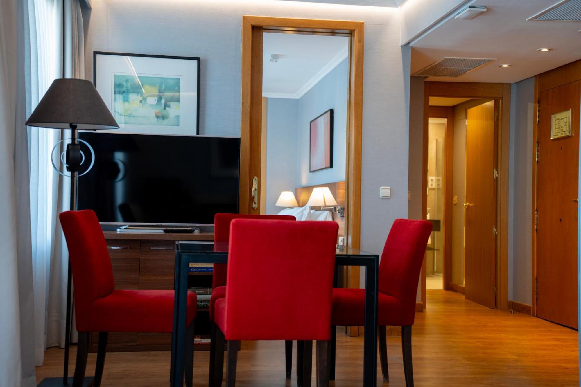 Aparto-Hotel Rosales Μαδρίτη Εξωτερικό φωτογραφία