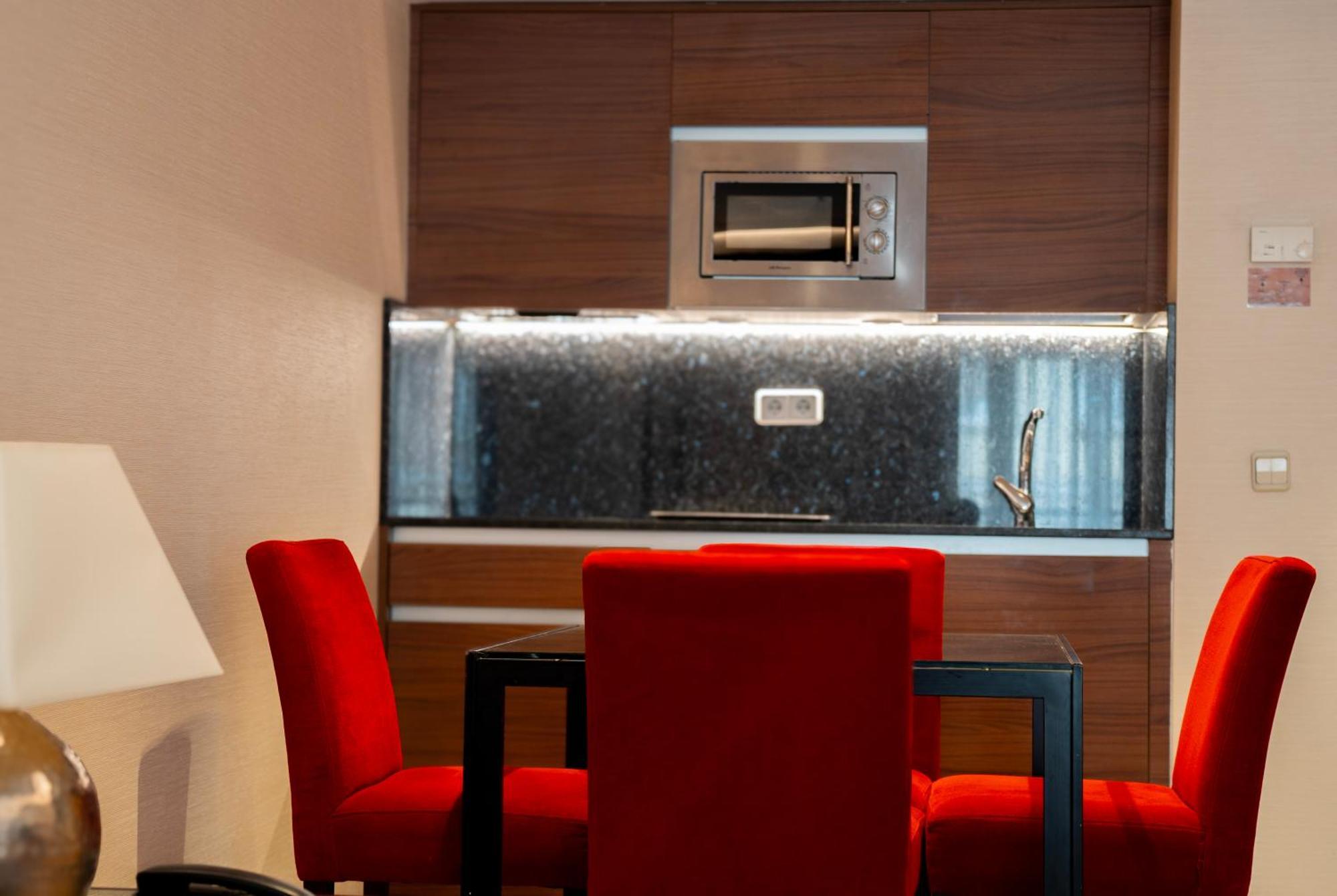 Aparto-Hotel Rosales Μαδρίτη Εξωτερικό φωτογραφία
