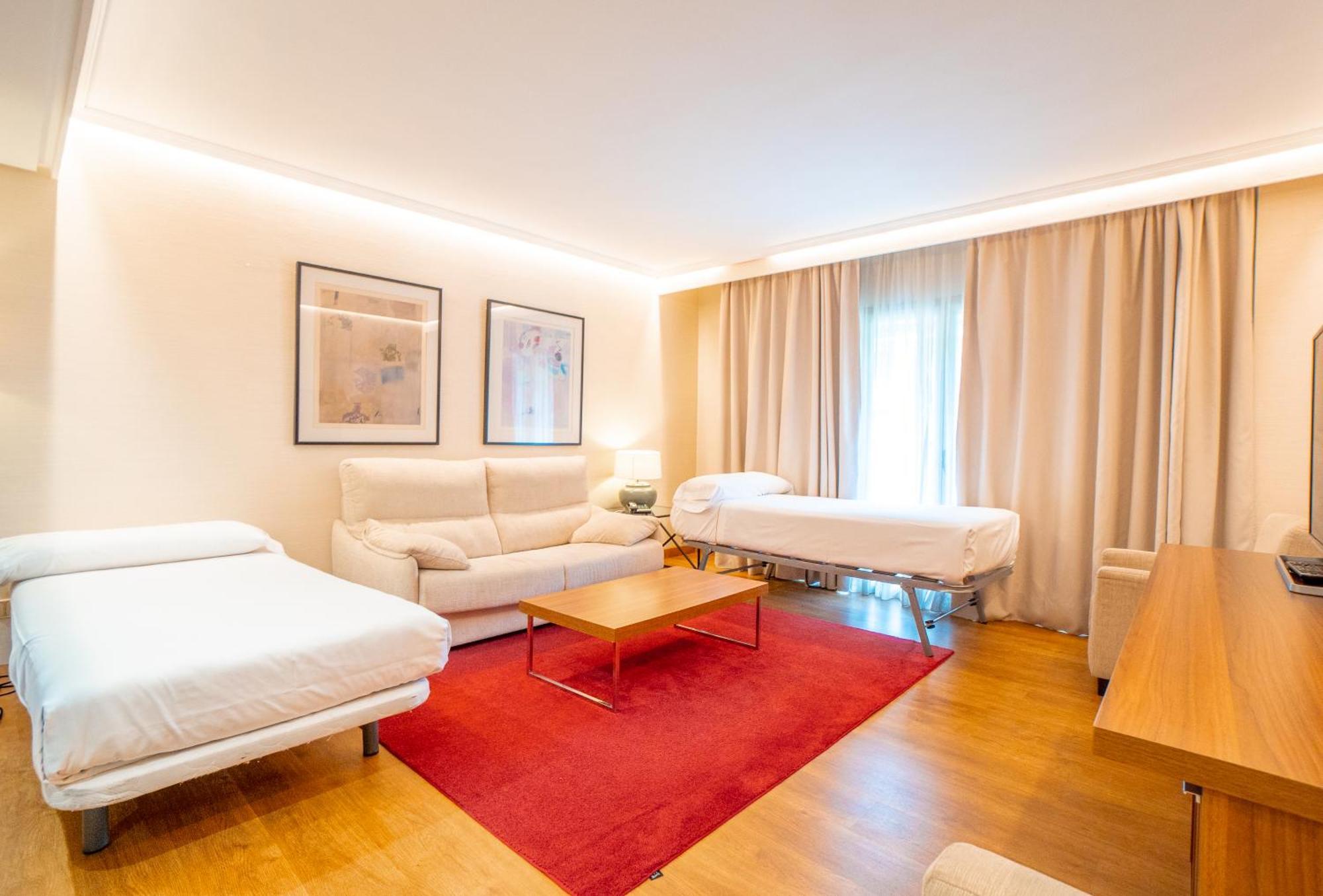 Aparto-Hotel Rosales Μαδρίτη Εξωτερικό φωτογραφία