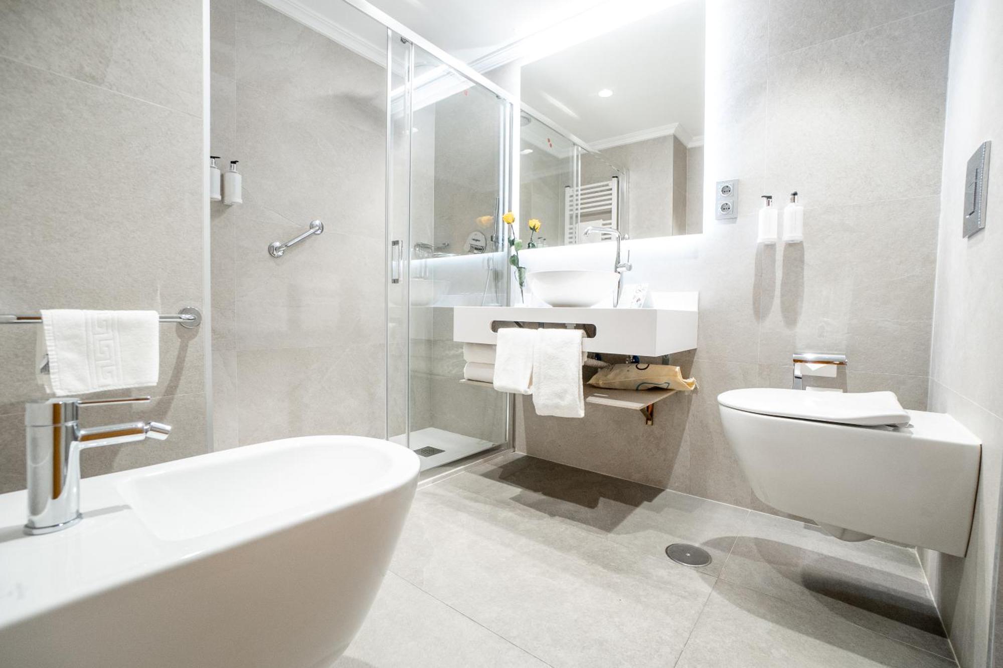 Aparto-Hotel Rosales Μαδρίτη Εξωτερικό φωτογραφία