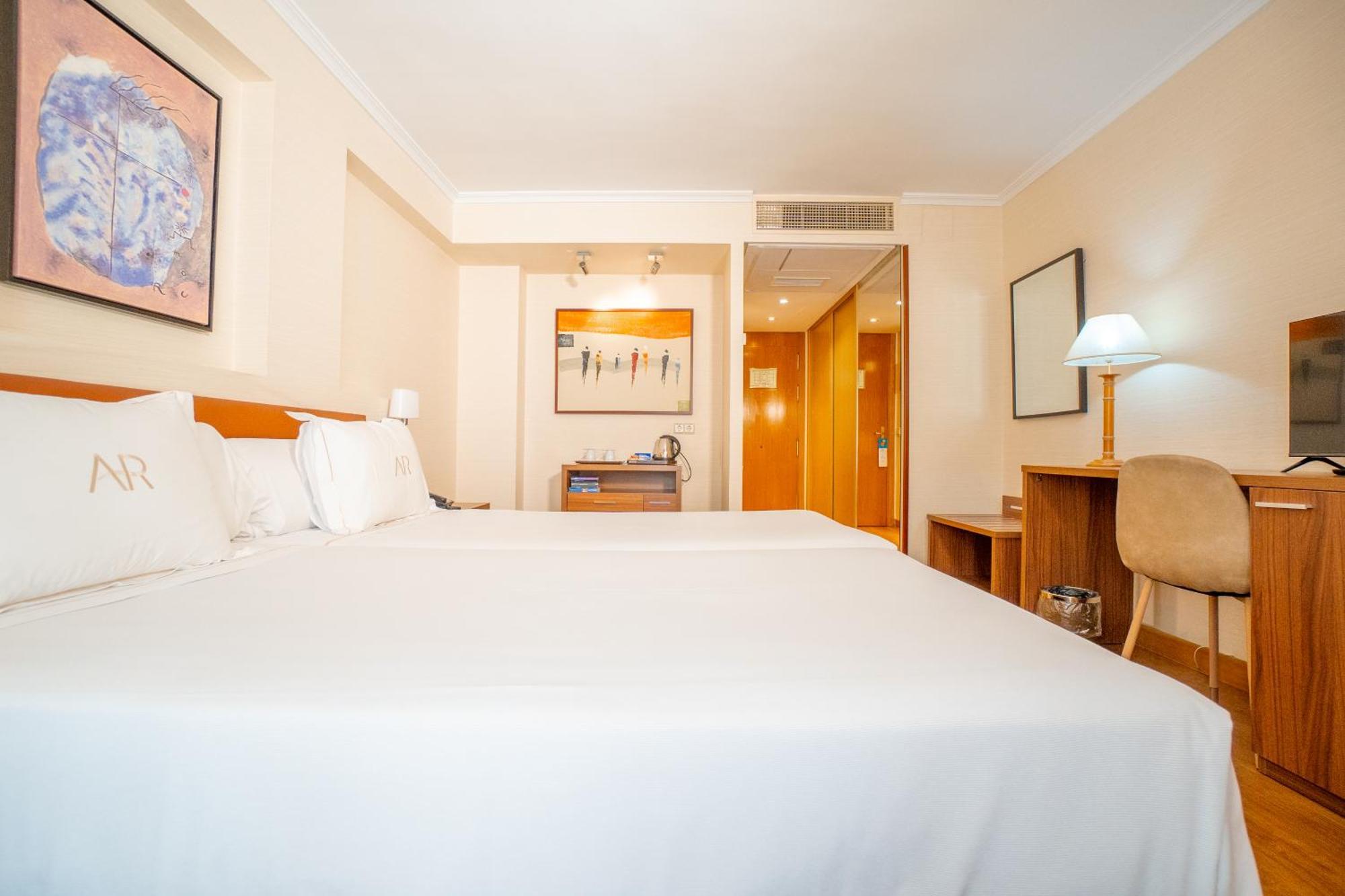 Aparto-Hotel Rosales Μαδρίτη Εξωτερικό φωτογραφία