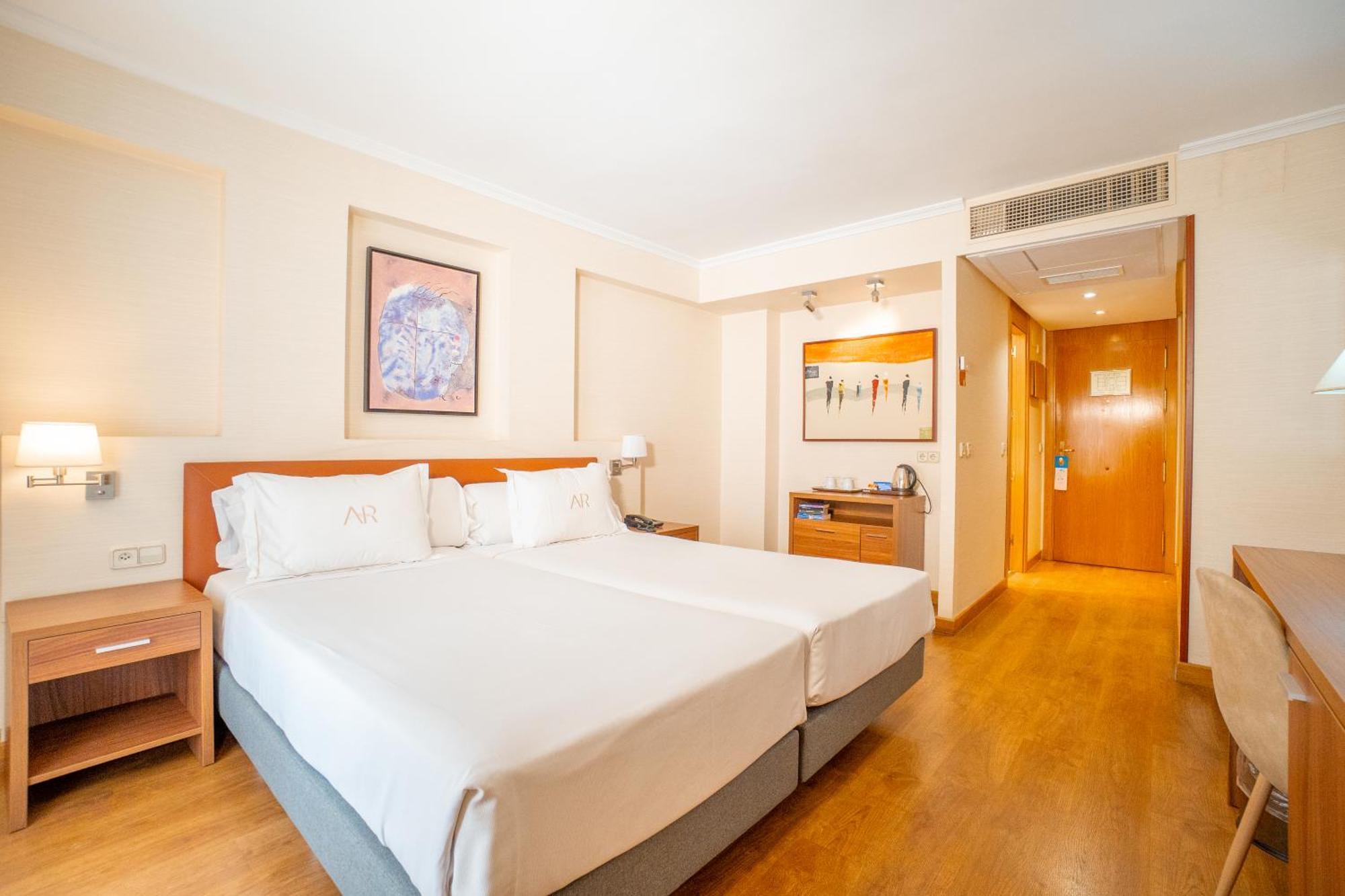 Aparto-Hotel Rosales Μαδρίτη Εξωτερικό φωτογραφία